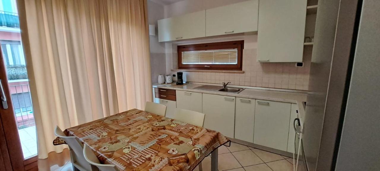 Apartments Tony In Bardolino Exterior foto